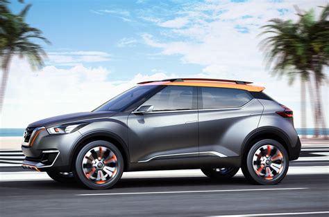 nissan kicks suv concept debuts  sao paulo