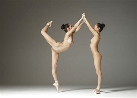 Julietta And Magdalena Naked Twins Ballet 238 Pics