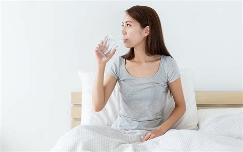 Drinking Water Before Bed Is Good For Your Health Modern