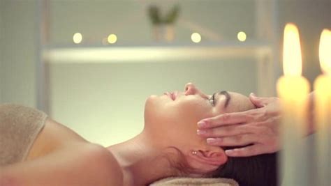 Les Massages Bien être Massage Suédois Pierres Aromathérapie