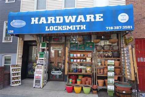 hardware store williamsburg brooklyn greepoint aurora hardware  locksmith