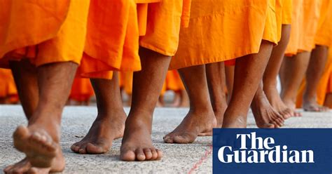 Buddhist Monks Celebrate The Makha Bucha Festival In Pictures World