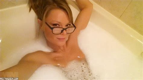 blonde teen madden takes selfies in the bathtub porn