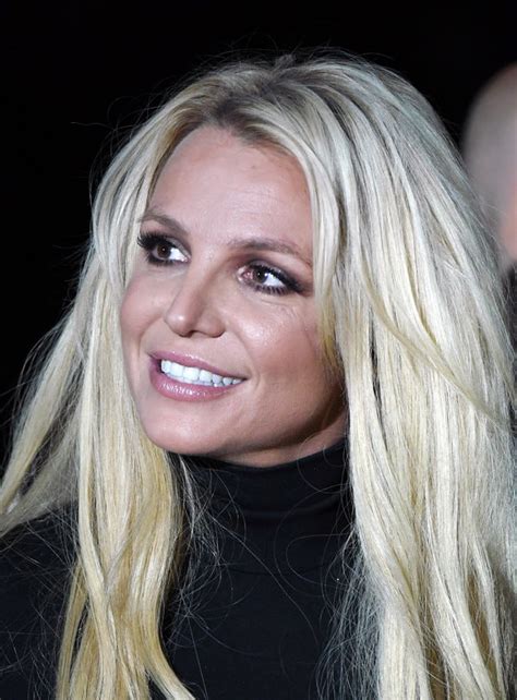 Britney Spears Announces ‘indefinite Work Hiatus ’ Cancels Las Vegas