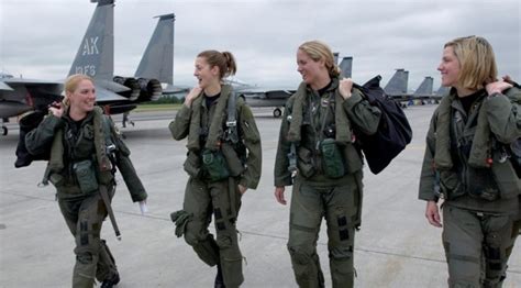 United States Military Lifts Ban On Women In Combat