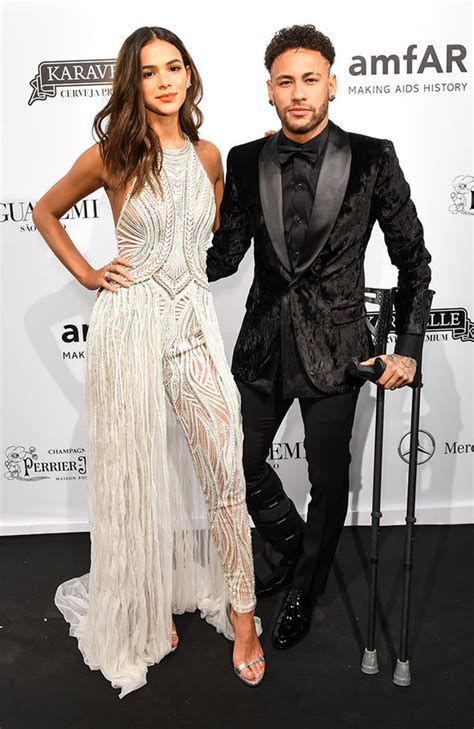 Neymar Girlfriend Bruna Marquezine ‘must Move To Paris