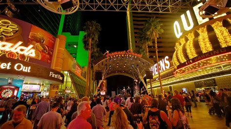 Fremont Street Experience In Las Vegas Nevada Expedia Ca