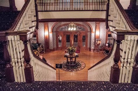 worlds  creepiest haunted hotels huffpost