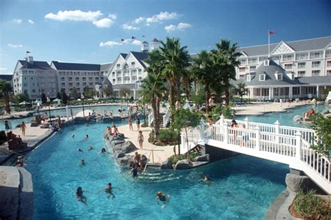 walt disney worlds yacht club resort hotel orlando