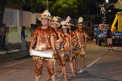 desfile das escola de samba em sobral sobral dom expedito