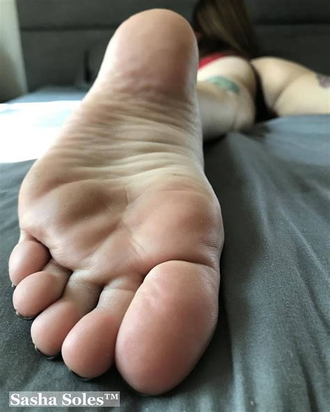 pin by soleman on soles female feet beautiful feet beautiful toes