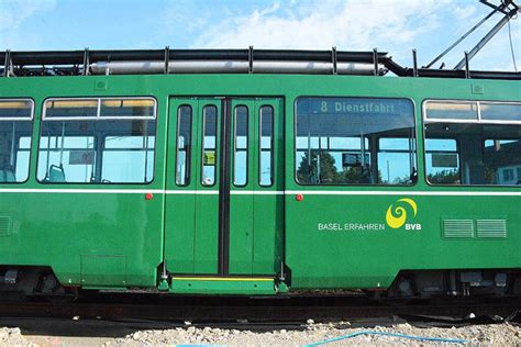 die erste tram aus basel erreicht weil  rhein weil  rhein