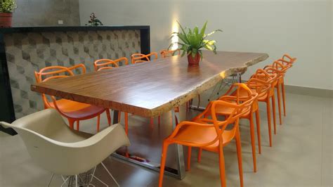area gourmet  cadeiras laranja jeito de casa blog de decoracao