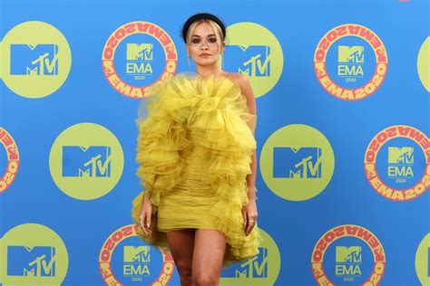 Rita Ora Sexy In Yellow Dress At Mtv Emas 2020 22 Photos The Fappening
