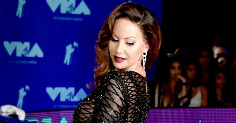 vmas 2017 amber rose wore a long wig and nearly naked dress