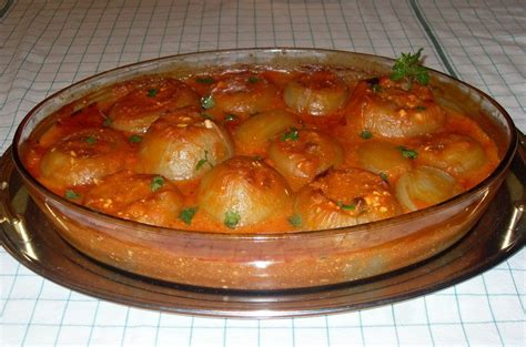 bosanski recepti sogan dolma lukovice