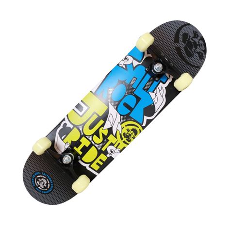 wheeled skateboard maple wood material freestyle skateboard skate