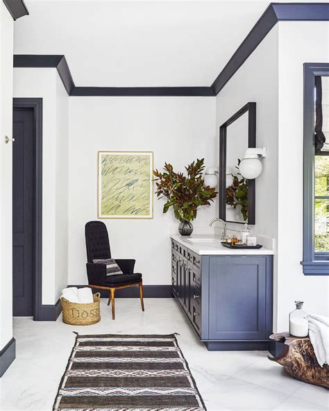 blue trim white walls