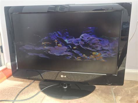 Lg 32 Inch Full 1080p Lcd Tv ★ Freeview ★ Built In Stand ★ Free