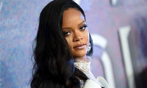 Rihanna Named World S Richest Female Musician By Forbes