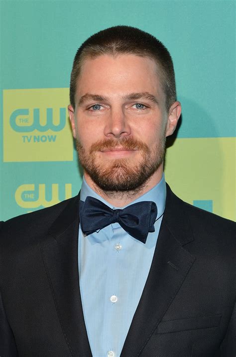 stephen amell stephen amell photos the cw network s upfront