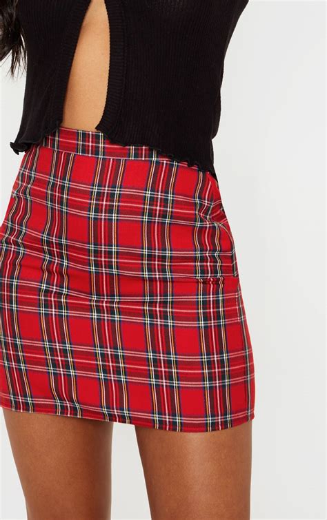 Red Tartan Woven Mini Skirt Prettylittlething Aus