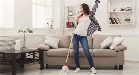 amazing tips  keeping  clean house  newsweekly