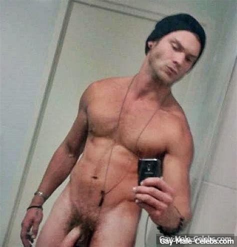 jamie brooksby frontal nude selfie photos gay male