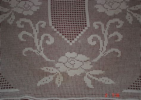 lazy hobbyhopper filet crochet tablecloth