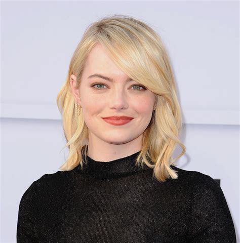 Emma Stone Has The Prettiest Buttery Platinum Blond Hair Now Glamour