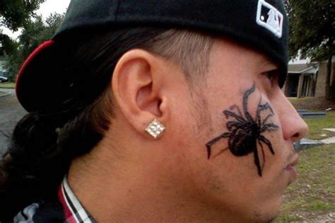 Man Terrified Of Spiders Gets Massive Black Widow Spider Tattooed On