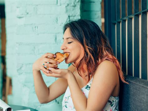 emotional eating  totally normal    dietitian