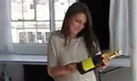 Woman Gets Surprise In This Viral Prank Video Shared On Imgur Life