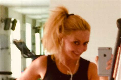 flipboard carol vorderman shows off her amazing body in throwback gym selfie