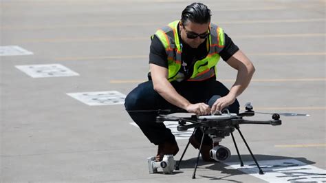 drone pilot salary