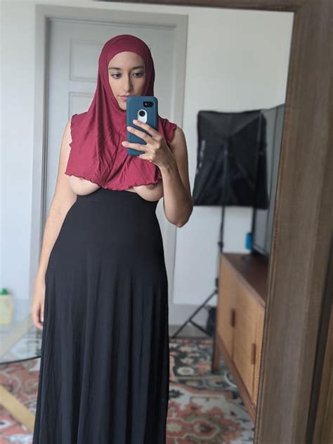 [f] My Hijab Doesnt Quite Cover My Tits U Snoolobsters3071