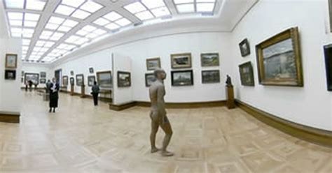 unclothed man puts on free show at moscow art gallery huffpost