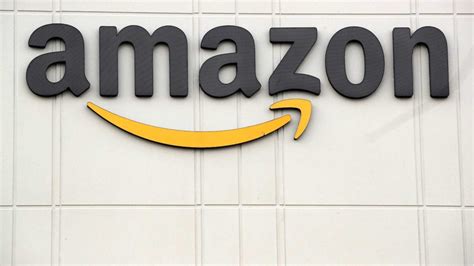amazon  give   holiday bonuses   front   workers inquirer