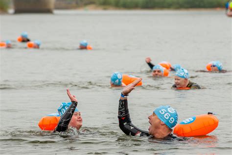 zwemmen tegen kanker  deze zomer weer  nijmegen swim  fight cancer keert terug foto
