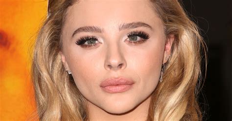 how to get chloe grace moretz s eyelashes makeup artist how to