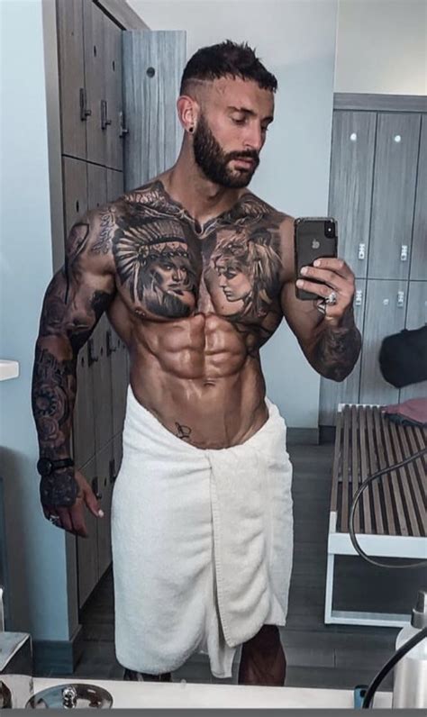 Pin By Rj On Beards And Tattoos Bearded Men Hot Muscular