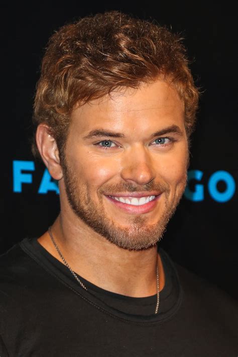 Kellan Lutz Gave A Smile At The Breaking Dawn Part 2 Party At The
