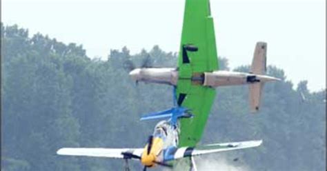 pilot killed  wisconsin air show crash cbs news