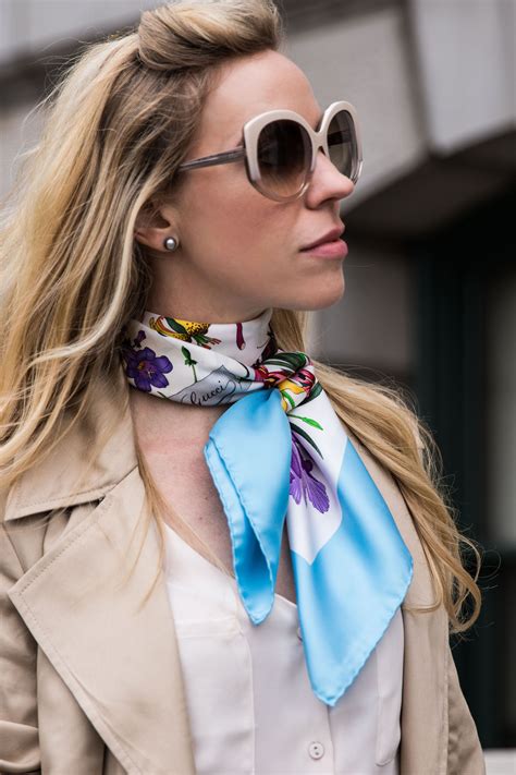 Pin By Manuela Begler On My Style Silk Scarf Style Chic Scarves