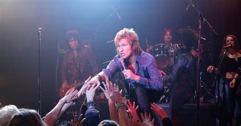 Denis Leary’s Sexanddrugsandrockandroll Is A Total Misfire