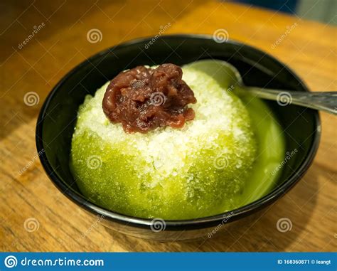 Macha Green Tea Shaved Ice With Red Beans Traditional