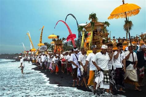 Mengenal Tradisi Suku Suku Di Pulau Bali Tujuan Wisata Dunia