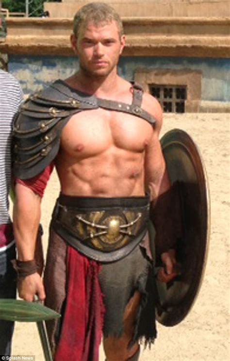 Kellan Lutz Shows Off His Incredibly Sculpted Torso After