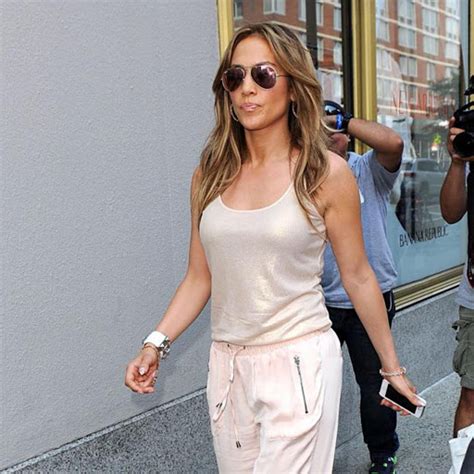 Jennifer Lopez Says It S Her Job To Look Good