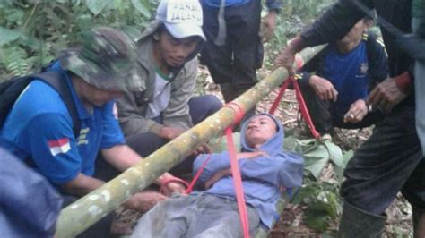 Remaja Ini Tersesat Di Hutan Angker Tubuhnya Kurus Dan Penuh Lintah